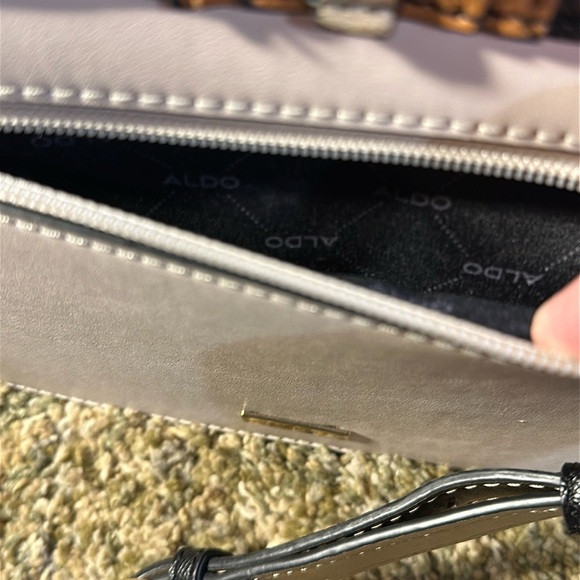 ALDO Anniebrook Flap Satchel Crossbody Colorblock Purse Pre Loved Condition PICS - Picture 10 of 13